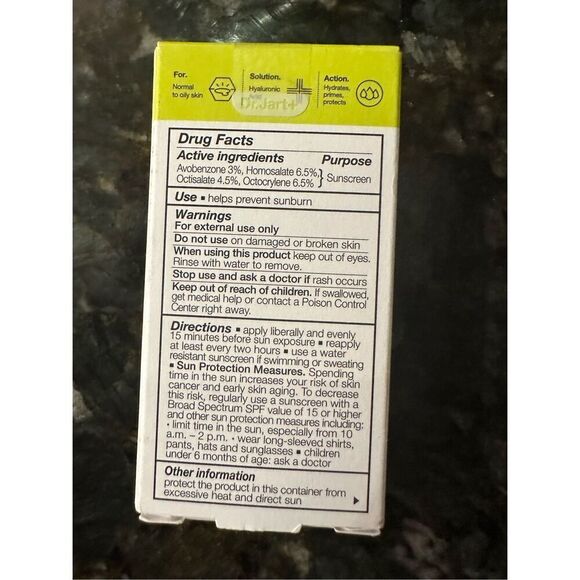 Dr. Jart+ Every Sunday Ultra Sheer Priming Sunscreen Stick, SPF 40, 0.67 oz/19 g - Picture 4 of 5